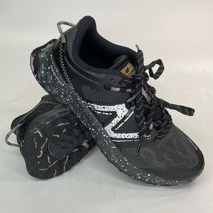 New Balance Fresh Foam Garoe trail shoes Black size 6.5